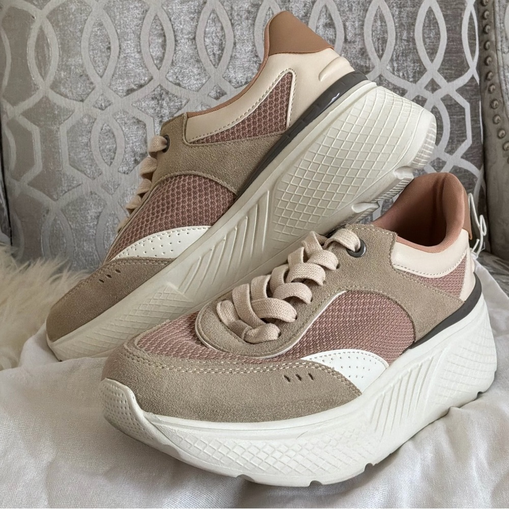 Zara Beige and Blush Mixed-Material Sneakers 7.5